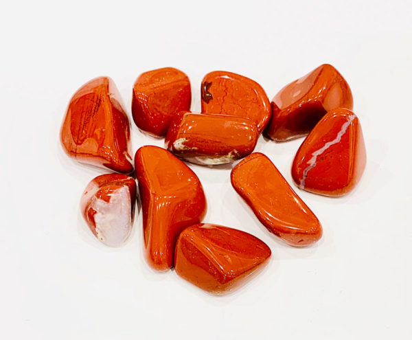 Burattati - diaspro rosso - Cristalli del benessere | Erboristeria Erbainfusa Como | Shop Online
