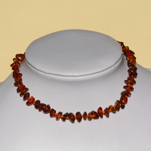 Collana Ambra bimbi - colore cognac - Erbainfusa | Erboristeria Erbainfusa Como | Shop Online